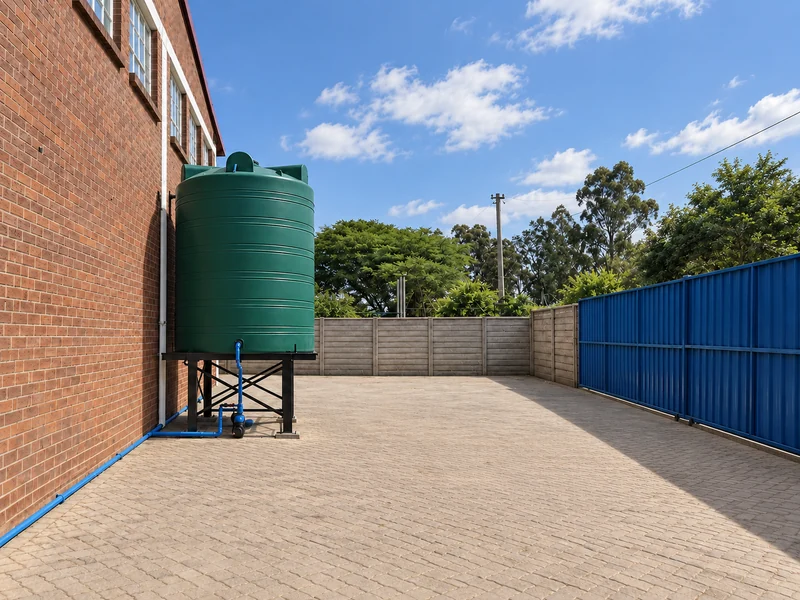 Coventry Road, Harare — 10,000 Litre Water Tank — 1 Metre Tank Stand and Booster Pump